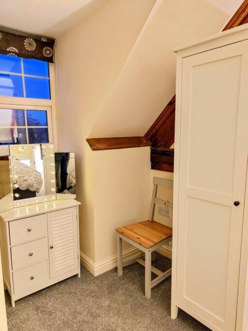 Cosy Central Modern Apartment Nantwich Εξωτερικό φωτογραφία