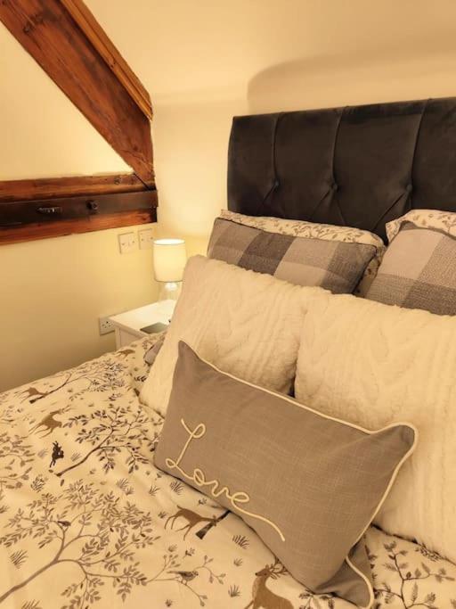 Cosy Central Modern Apartment Nantwich Εξωτερικό φωτογραφία